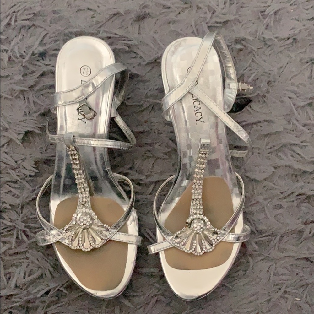 Dress shoes silver!!